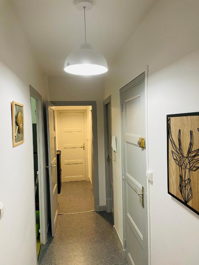 Charmant Appartement De Coeur De Ville - 2 Chambres Lits Queen Size - Netflix - Wifi 瑟堡 外观 照片