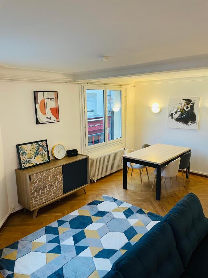 Charmant Appartement De Coeur De Ville - 2 Chambres Lits Queen Size - Netflix - Wifi 瑟堡 外观 照片